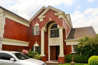 Casa 4 dormitorios en venta en La Lomada, Pilar