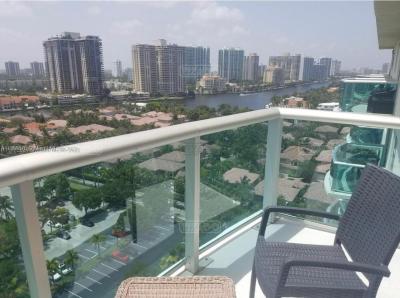 Departamento 1 dormitorios en venta en Sunny Isles, Miami