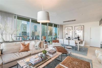 Departamento 3 dormitorios en venta en Brickell, Miami