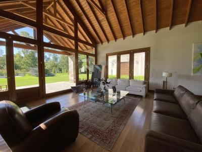Casa 4 dormitorios en venta en Altos de Pilar, Pilar