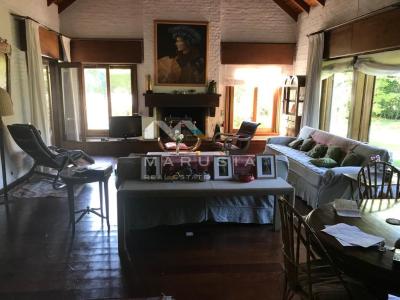 Casa 4 dormitorios en venta en Tortugas Country Club, Pilar