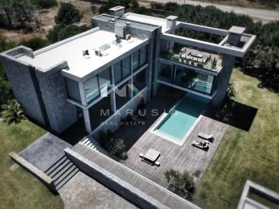 Casa 5 dormitorios en alquiler temporario en Punta del Este, Punta del Este