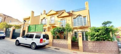 Casa 3 dormitorios en venta en Malaga