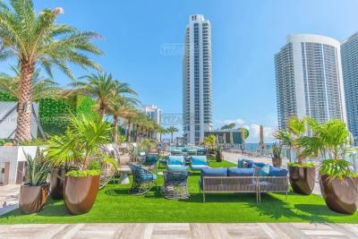 Departamento 3 dormitorios en venta en Hollywood, Miami