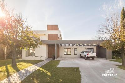 Casa 4 dormitorios en venta, Kentucky Club de Campo, Kentucky, Funes