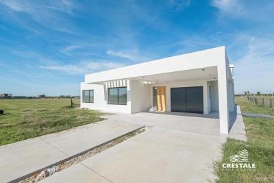 Casa 3 dormitorios en venta, Vida Club de Campo, Barrio Vida, Funes