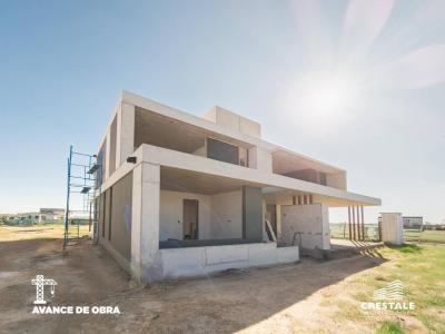 Casa 4 dormitorios en venta, Vida Club de Campo, Barrio Vida, Funes