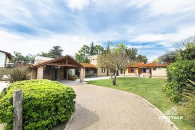 Casa 3 dormitorios en venta, Tomas de la Torre 2300, Centro, Funes