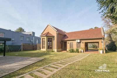 Casa 3 dormitorios en venta, Dorrego 800 - Funes, Centro, Funes