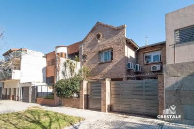 Casa 4 dormitorios en venta, Alvear 2800, Centro, Rosario