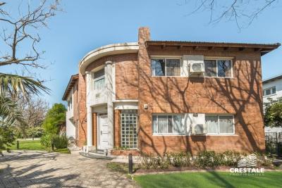 Casa 6 dormitorios en venta, Kentucky Club de Campo, Kentucky, Funes