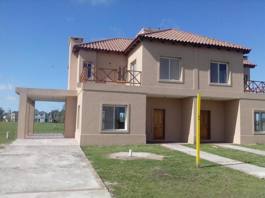 Casa 3 dormitorios en venta, LA CAROLINA GOLF COUNTRY CLUB, Pinero, Pinero