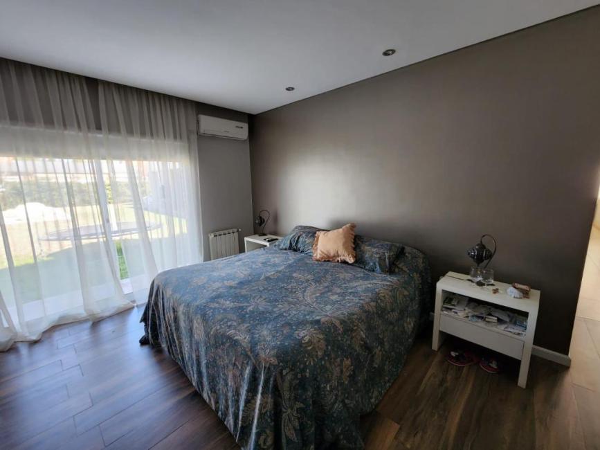 Casa 4 dormitorios en venta, Funes Hills San Marino, San Marino - Funes Hills, Funes